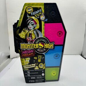 Monster High Skulltimate Secrets Neon Frights Frankie Stein Glow Doll 12.75"‎